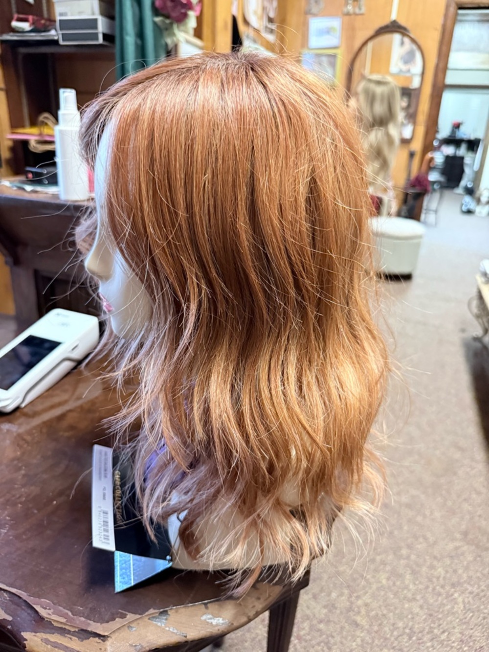 Hand Tied “Dalgona 16 HF” wig Belle Tress - Picture 8 of 8